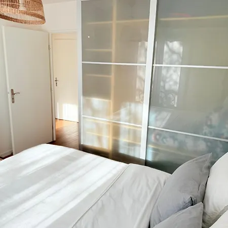 Cozy Near Paris アパート *